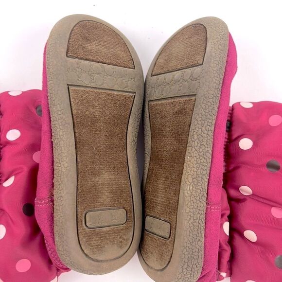 Old Navy Snow Boots - Picture 7 of 9